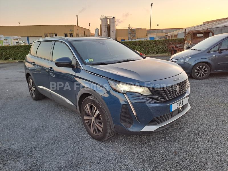 Car Peugeot 5008 ALLURE 130CV EAT8 Sedan