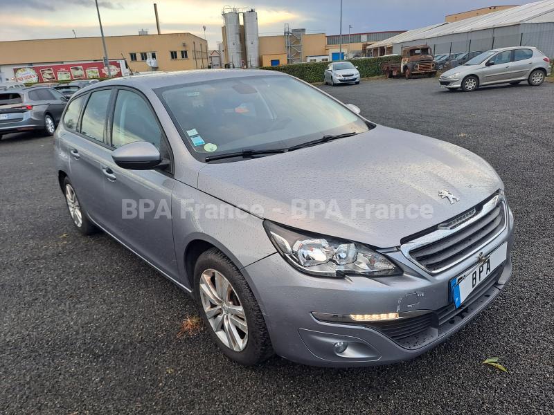 Car Peugeot 308 100CV BLUE HDI SW ACTIVE Sedan