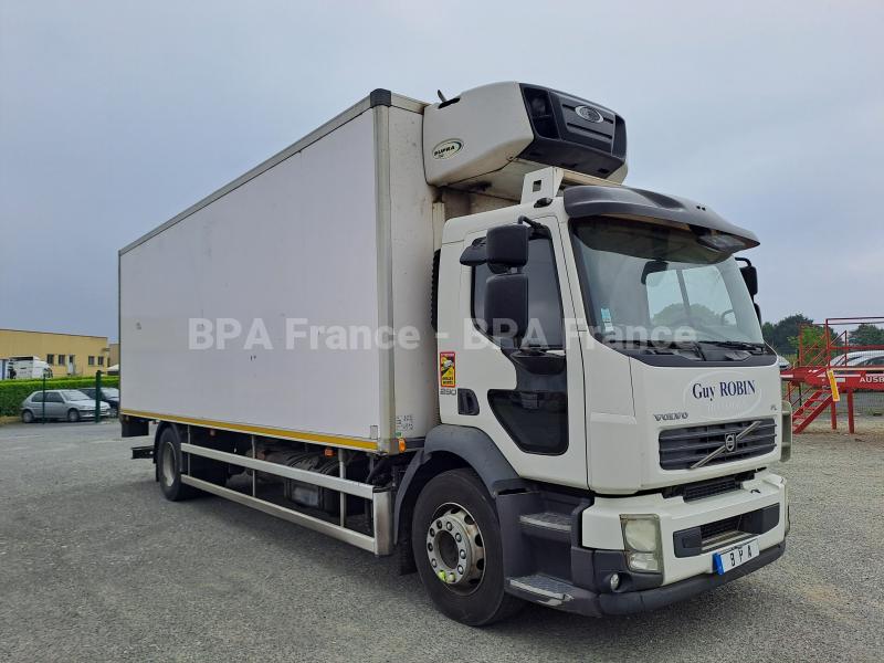 Camion Volvo FLH 290CH Fourgon Brasseur