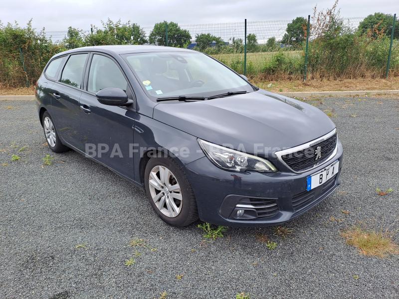 Automobil Peugeot 308 SW ACTIVE BUSINESS 100CV Sedan