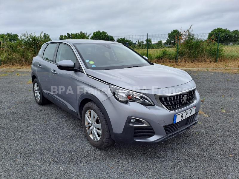 Automobil Peugeot 3008 ACTIVE BUSINESS 130CV Sedan