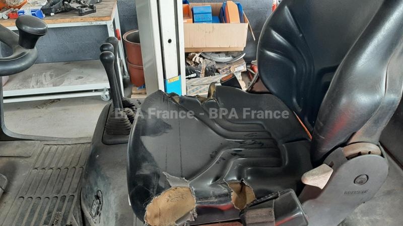 Chariot élévateur Fenwick H25T Chariot à gaz