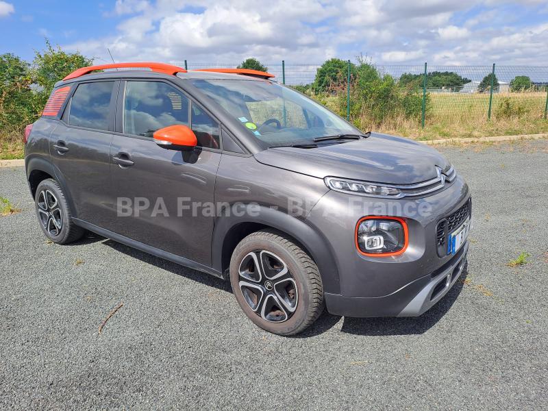 Automobil CITROEN C3 AIRCROSS BLUE HDI FEEL BUSINESS 100CV Sedan