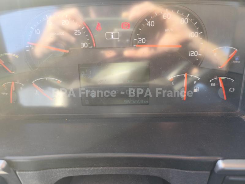 Camion Volvo FMX11 370CH Citerne Alimentaire