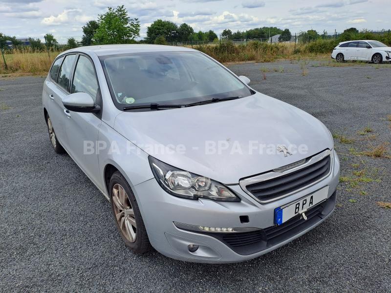 Voiture Peugeot 308 100CV BLUE HDI SW ACTIVE Berline