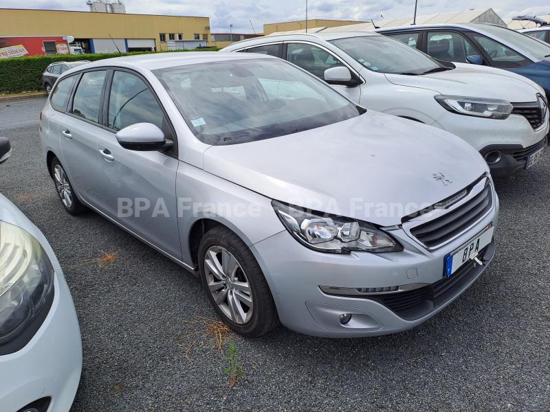 Car Peugeot 308 100CV BLUE HDI SW ACTIVE Sedan