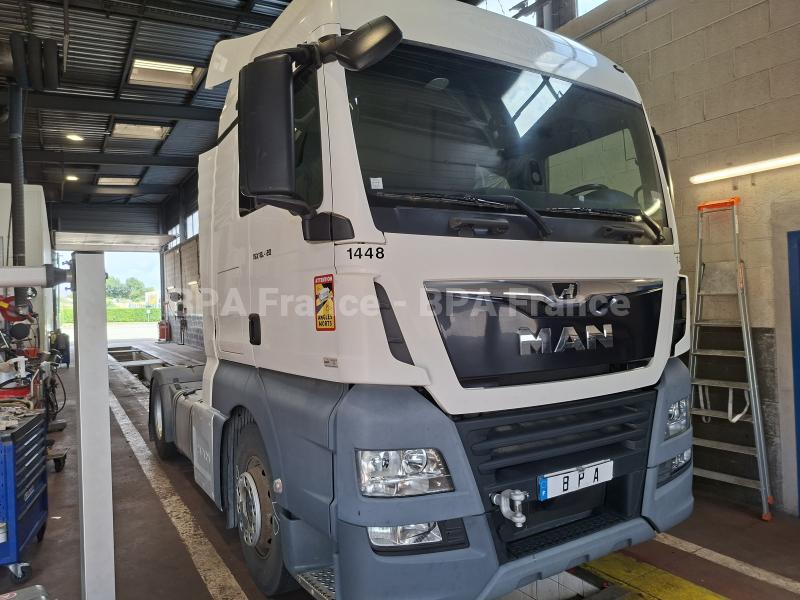 Tracteur MAN TGX18 420CH