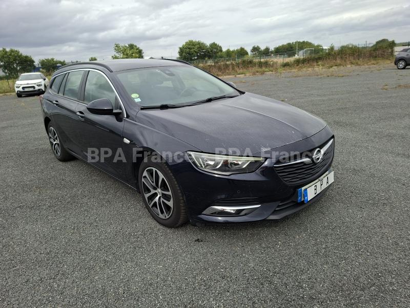 Voiture Opel Insignia 110CH BUSINESS SPORT TOURER CDTI Berline