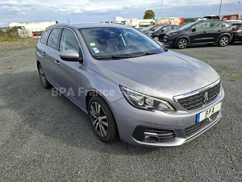 Voiture Peugeot 308 SW ALLURE 100CV Berline