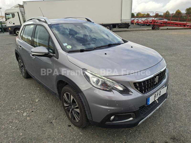 Car Peugeot 2008 BLUE HDI SW ALLURE 100CV Sedan