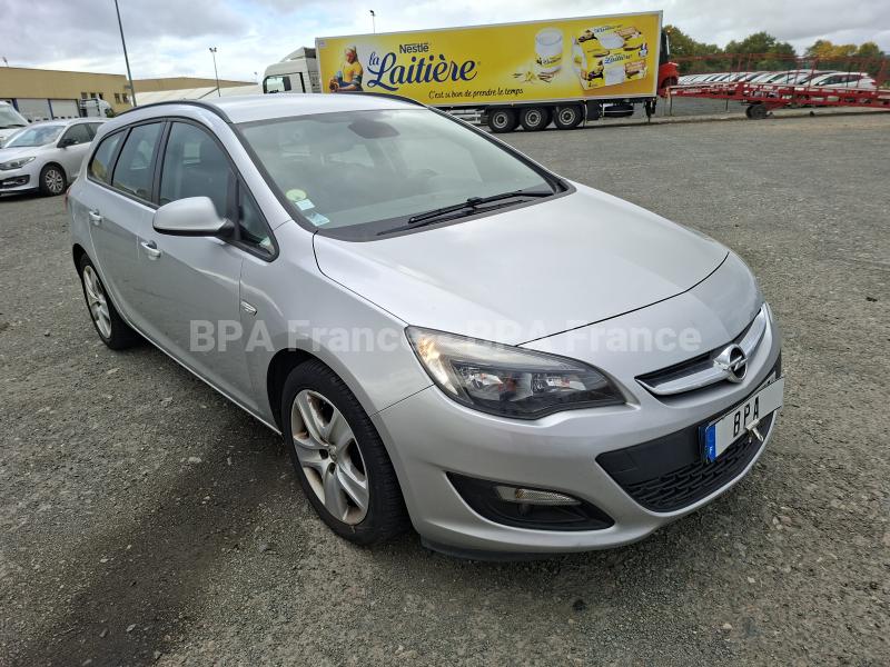Automobil Opel Astra 110CH SPORT TOURER EDITION CDTI Sedan