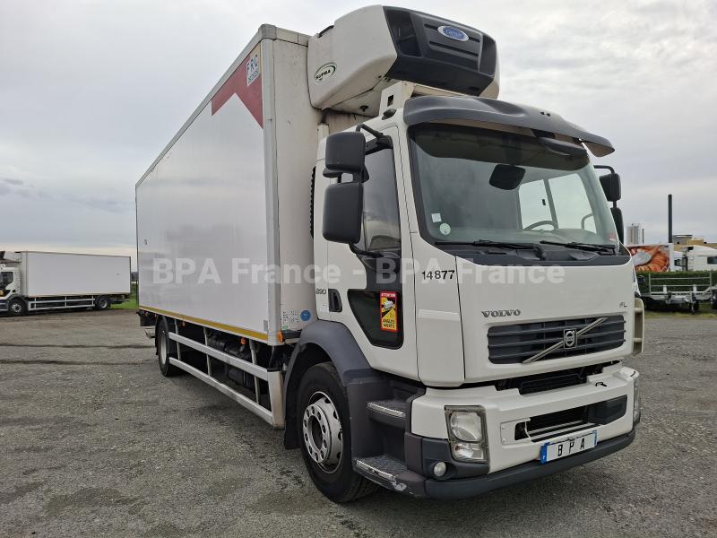 Camion Volvo FLH 290CH Fourgon Brasseur