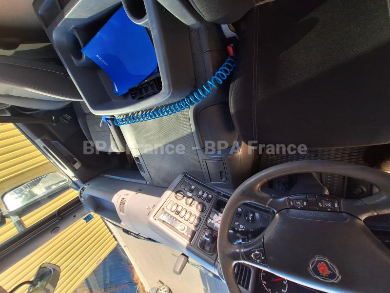 Tracteur Scania P 370 LA4X2HNA