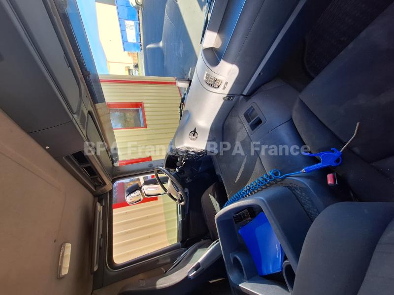 Tracteur Scania P 370 LA4X2HNA