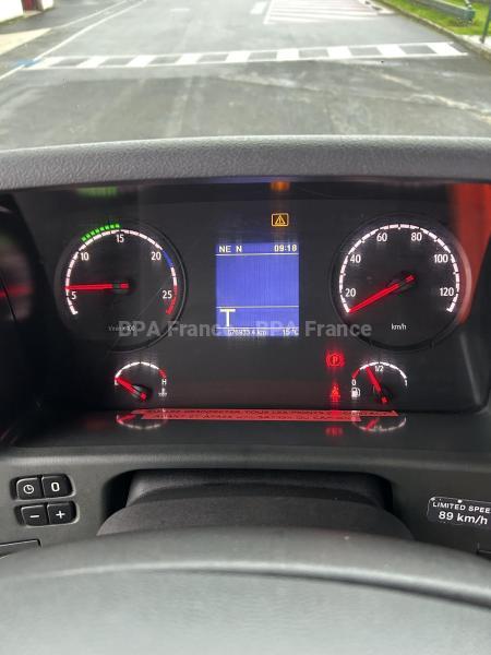 Tracteur Scania P 370 LA4X2HNA