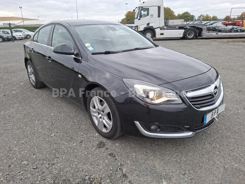 Voiture Opel Insignia Berline