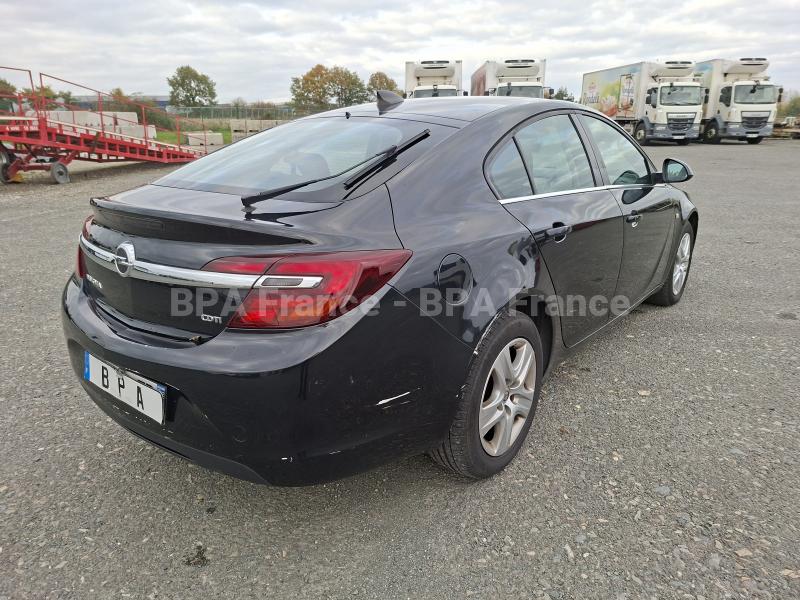 Voiture Opel Insignia Berline