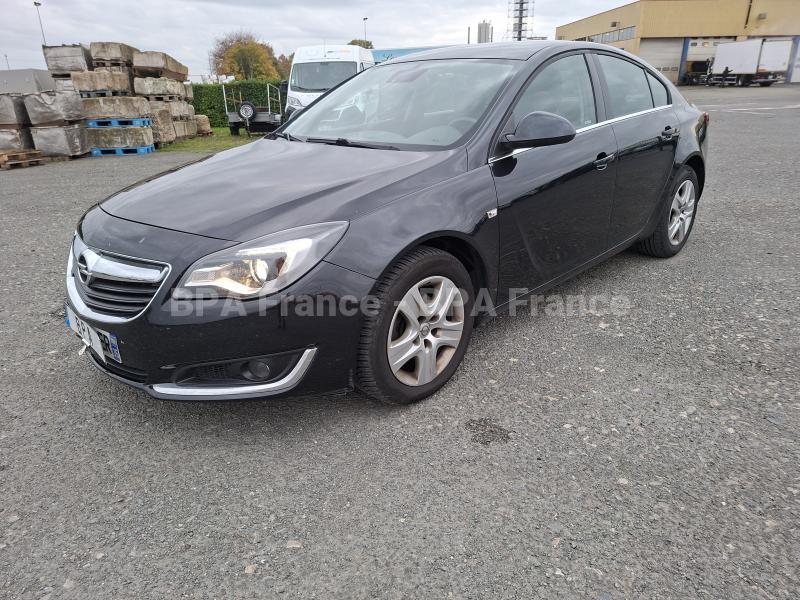 Voiture Opel Insignia Berline