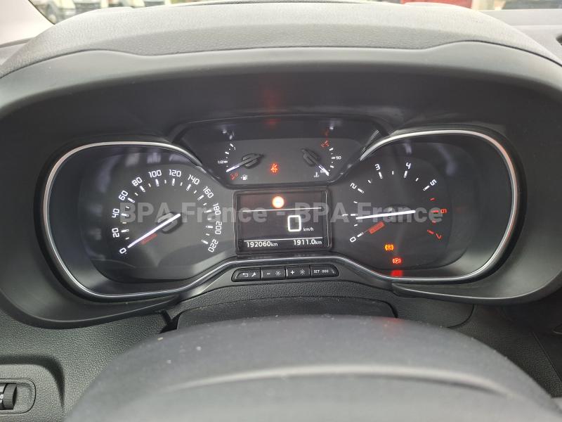 Car CITROEN BERLINGO XL FEEL 100CV Sedan