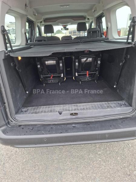 Car CITROEN BERLINGO XL FEEL 100CV Sedan