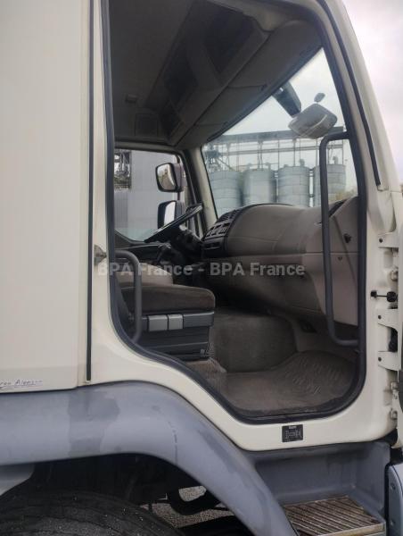 Camion DAF LF55 250CV Fourgon Brasseur