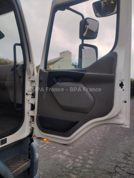 Camion DAF LF55 250CV Fourgon Brasseur