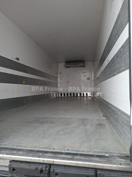 Kamion Volvo FLH 290CH Frižider Jedna temperatura