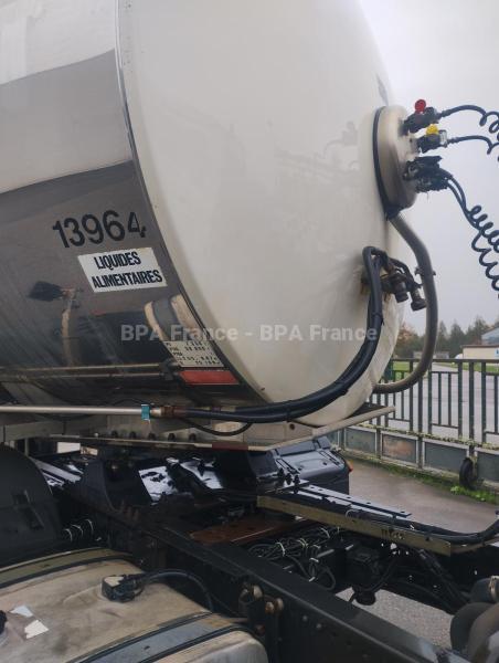 Semi-trailer Maisonneuve SR COLLECTE 29000 L Tank Food