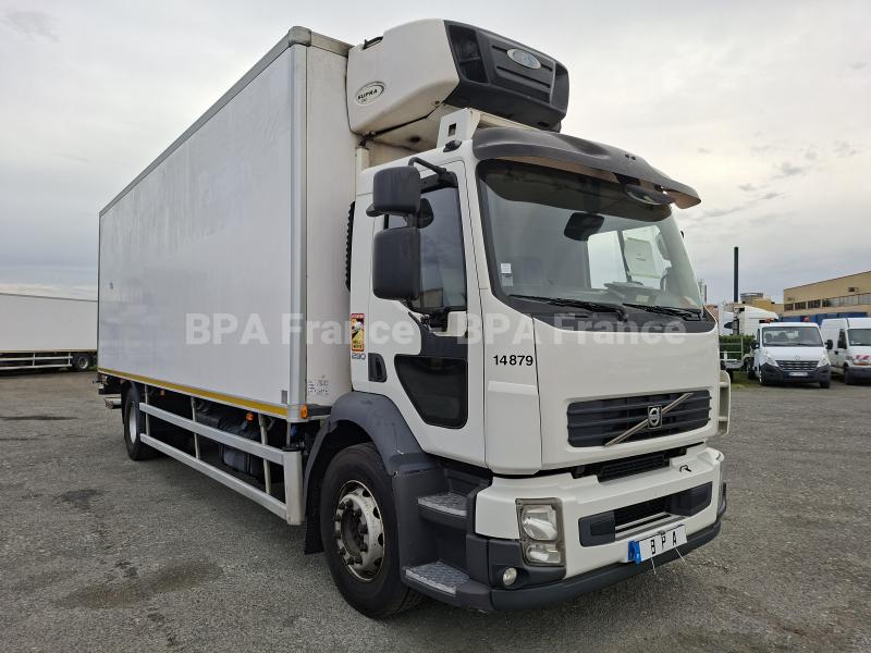 Camion Volvo FLH 290CH Fourgon Brasseur