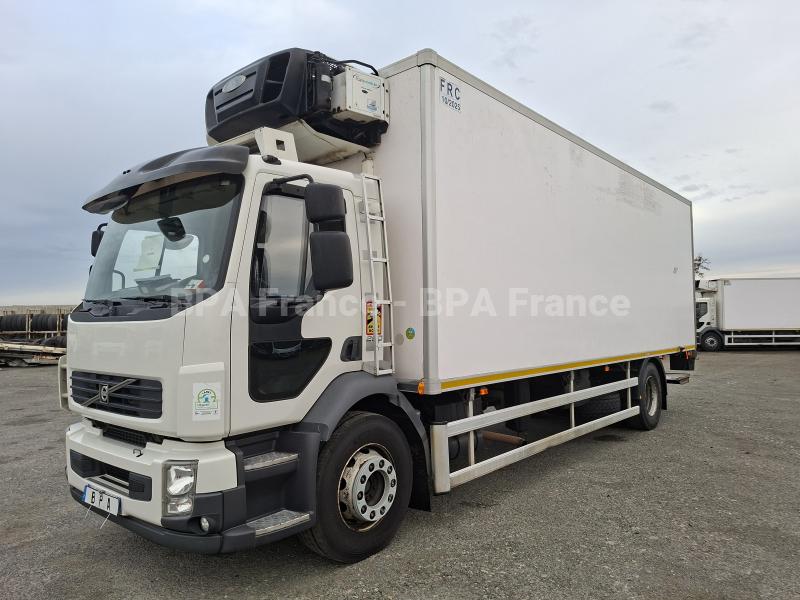 Camion Volvo FLH 290CH Fourgon Brasseur