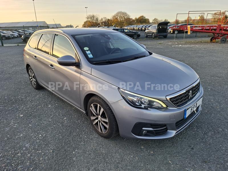 Voiture Peugeot 308 SW ALLURE 100CV Berline