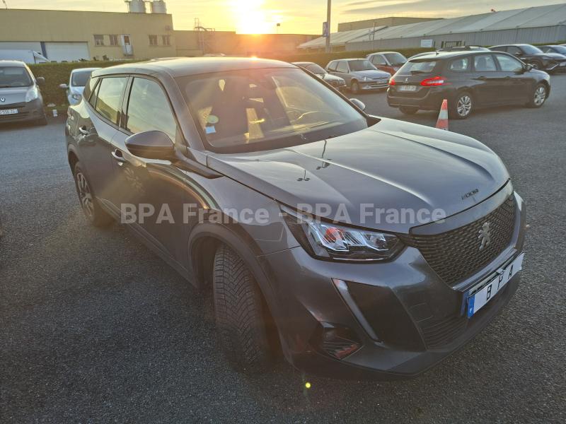 Car Peugeot 2008 BLUE HDI ACTIVE BUSINESS 110CV Sedan