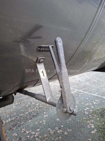 Semi-trailer Magyar SR CITERNE TRANSPORT 30500 L Tank