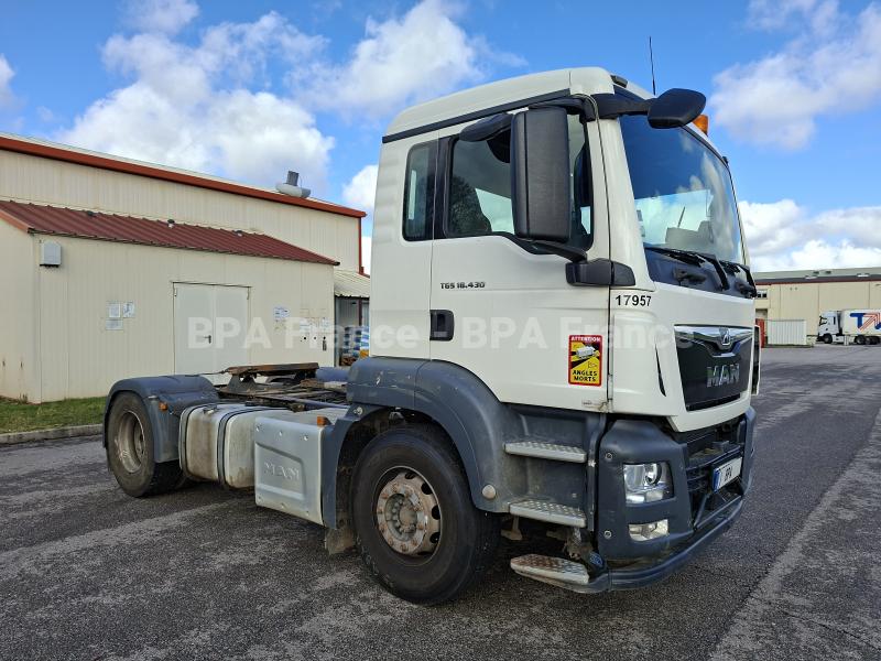 Vozilo sa prikolicom MAN TGS18 430CH Cisterna Ishrana