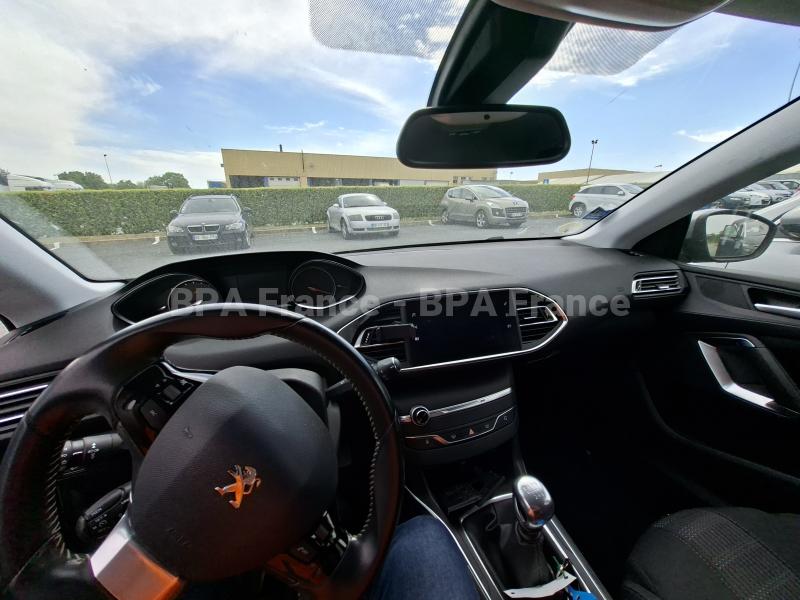 Voiture Peugeot 308 SW ALLURE 100CV Berline