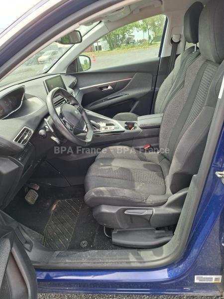 Voiture Peugeot 3008 ACTIVE BUSINESS 130CV EAT8 Berline