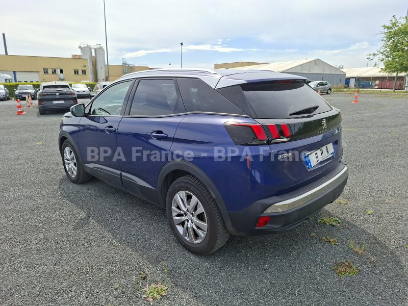 Voiture Peugeot 3008 ACTIVE BUSINESS 130CV EAT8 Berline