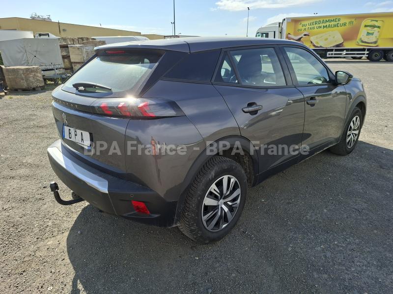 Voiture Peugeot 2008 ACTIVE PACK ESSENCE 100CV Berline