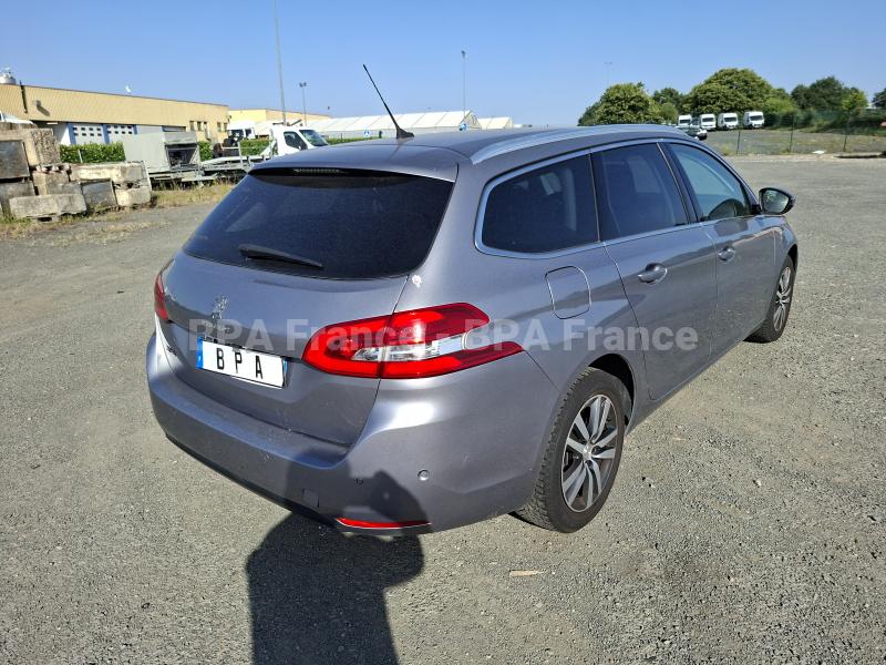 Car Peugeot 308 SW ALLURE 100CV Sedan
