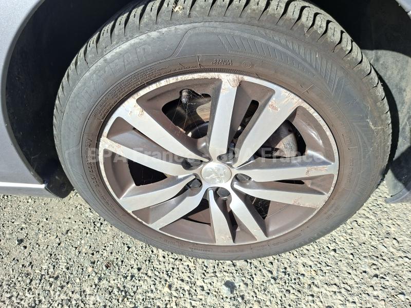 Car Peugeot 308 SW ALLURE 100CV Sedan