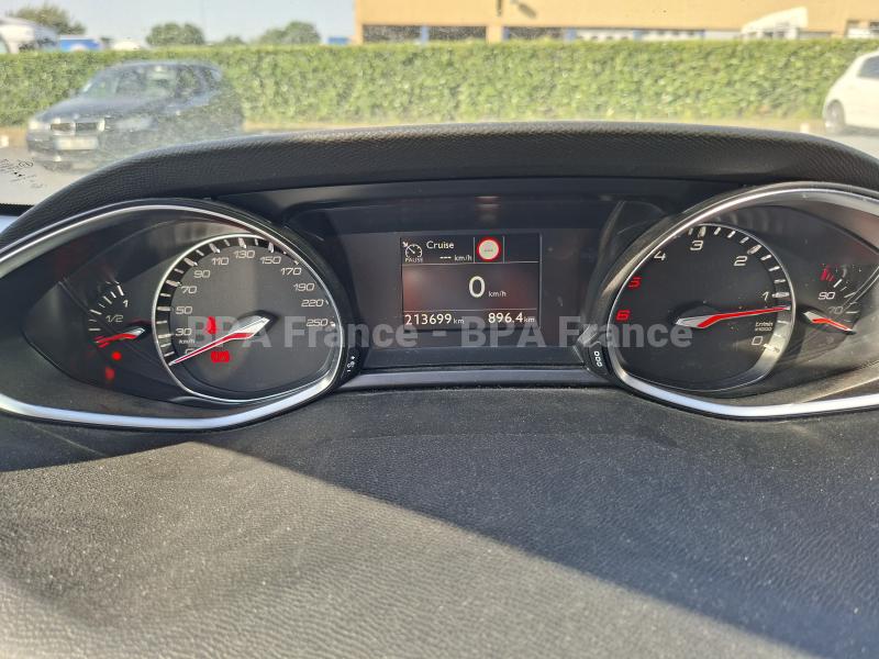 Car Peugeot 308 SW ALLURE 100CV Sedan