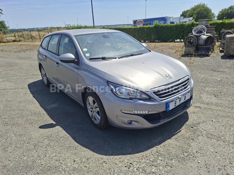 Voiture Peugeot 308 100CV BLUE HDI SW ACTIVE Berline