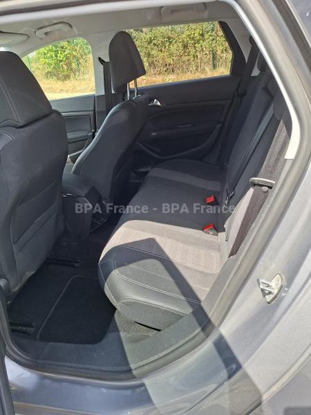 Car Peugeot 308 SW ALLURE 100CV Sedan