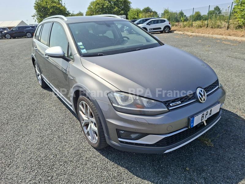 Car Volkswagen Golf Estate