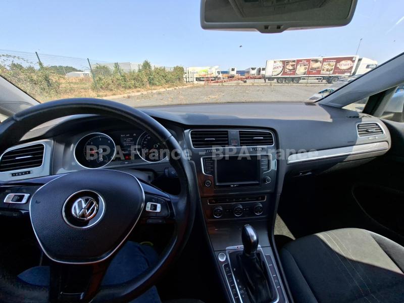 Car Volkswagen Golf Estate