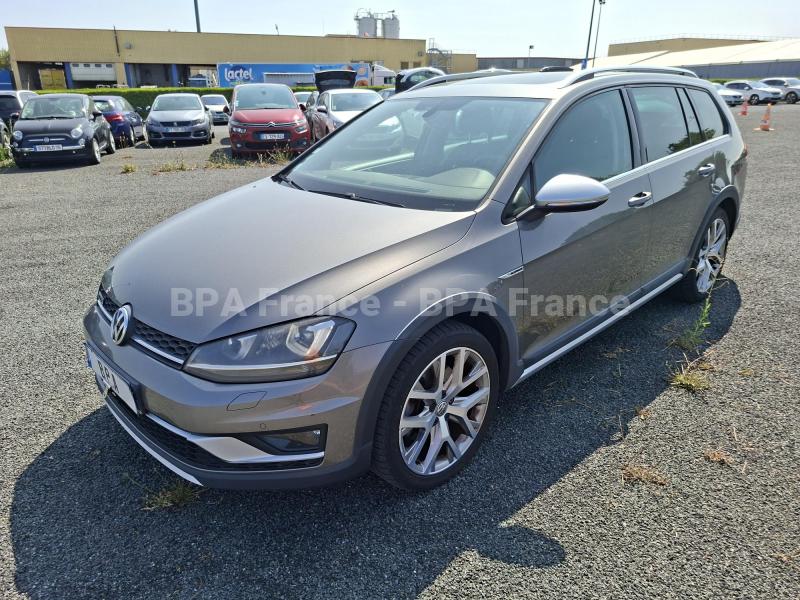 Car Volkswagen Golf Estate