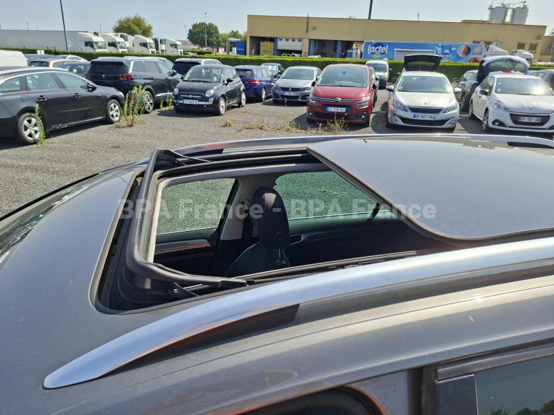 Car Volkswagen Golf Estate