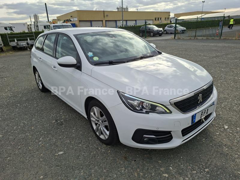 Voiture Peugeot 308 SW ACTIVE BUSINESS 100CV Berline