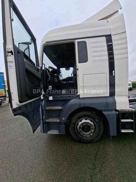 Vučna jedinica MAN TGX18 430CH