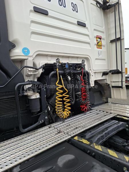 Vučna jedinica MAN TGX18 430CH